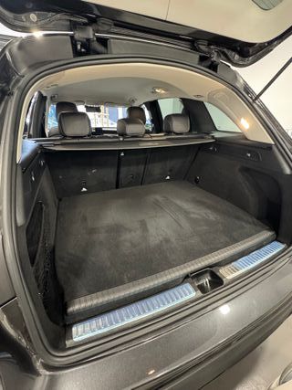 Mercedes-Benz GLC 300 SUV 4 MATIC GRIS OSCURO 2021