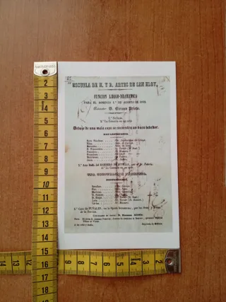 Carteles antiguos    (reproducción)