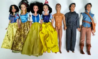 Conjunto di bambole Disney varie