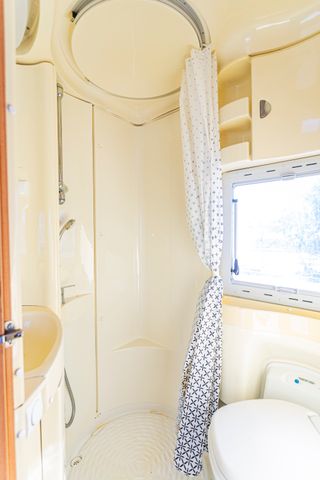 Autocaravana Knaus Sunliner 4 plazas 2006