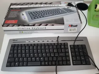 Tastiera Slimline Trust USB