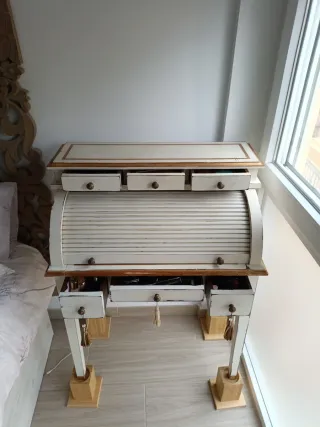URGE POR MUDANZA! Escritorio antiguo madera blanco