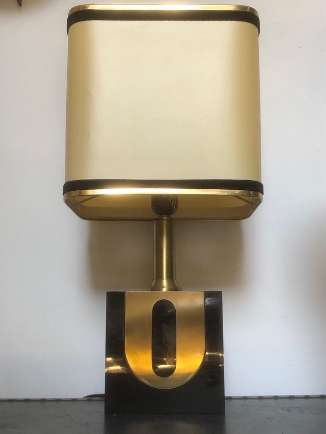 Lámpara de mesa vintage dorada y beige