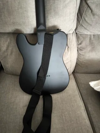 Harley Benton TE-20HH SBK + funda + 12 púas