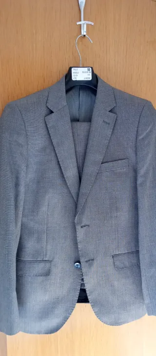 2 Trajes y 1 Chaqueta-americana azul