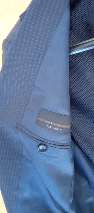 2 Trajes y 1 Chaqueta-americana azul