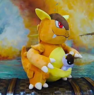 Peluche Kangaskhan con Bebé Pokémon