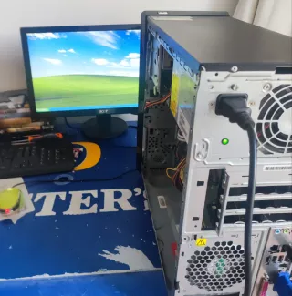 PC Sobremesa HP Windows XP