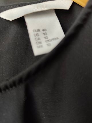 Top H&M Negro sin Mangas