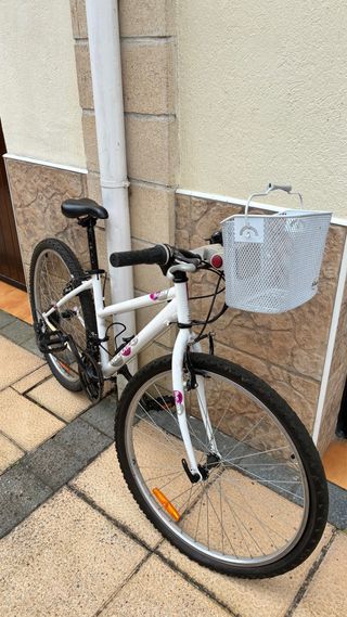 Bicicleta Decathlon Rockrider Blanca