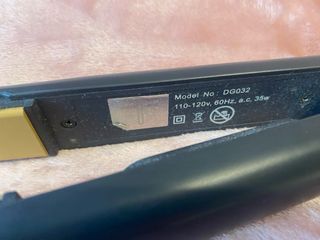 Plancha de pelo TAHE