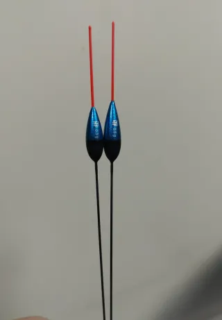 Lote 30 flotadores pesca sin usar