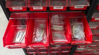 Lote espadines mandos coche en gavetas