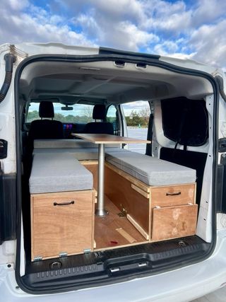 Peugeot Expert camperizada