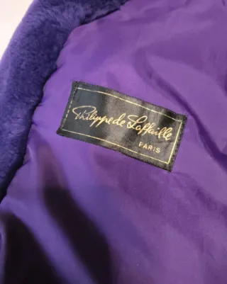 Abrigo de pelo morado para mujer