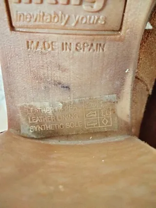 Botines Mustang Piel Marrones con Flecos