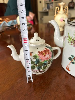 Teiere cinesi in porcellana  Famille Rose