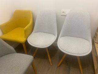 Conjunto 4 sillas comedor. La mesa no.