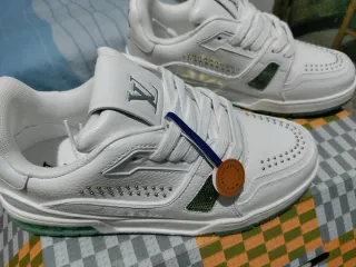 Sneakers Donna Louis Vuitton Bianche parallele