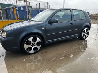 Volkswagen Golf 2003