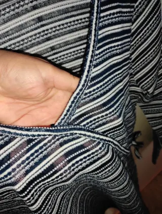 Maglia OVS a righe blu e bianche