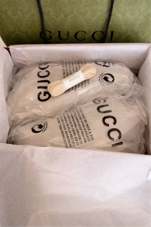 •	Zapatillas Gucci · Nuevas sin uso · Con caja