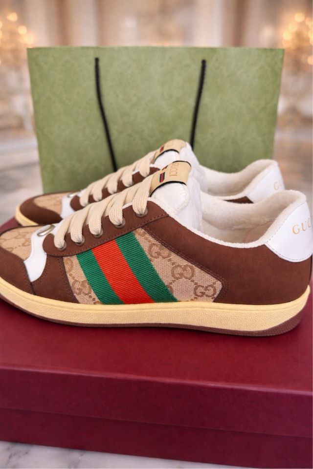 •	Zapatillas Gucci · Nuevas sin uso · Con caja