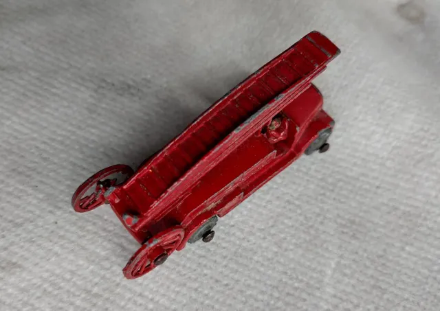 Matchbox Lesney 9A Dennis Fire Escape