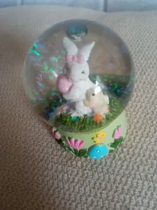 Bola de nieve Pascua Conejo y Pollito