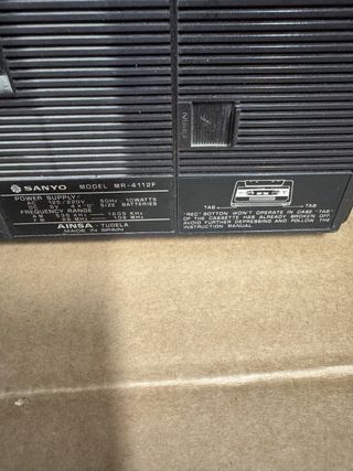 Radio retro Sanyo AM-FM Cassette MR-4112F Vintage