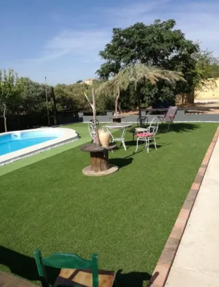 CÉSPED ARTIFICIAL DÉ CAMPOS DÉ FUTBOL RECICLADOS