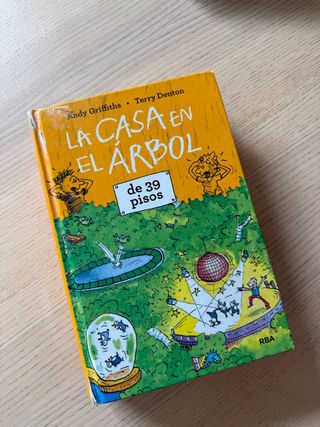 Libros infantiles La casa en el árbol