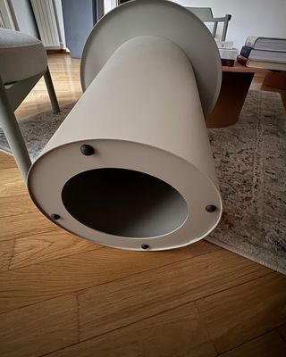 Tavolino di design beige
