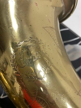 Saxofón Baritono Grassi