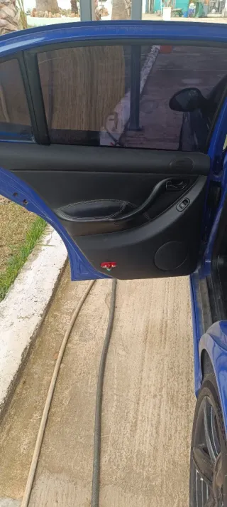 Molduras Plásticos Puerta Coche MK1