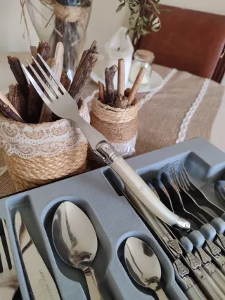 Set 24 cubiertos Laguiole Production  color marfil