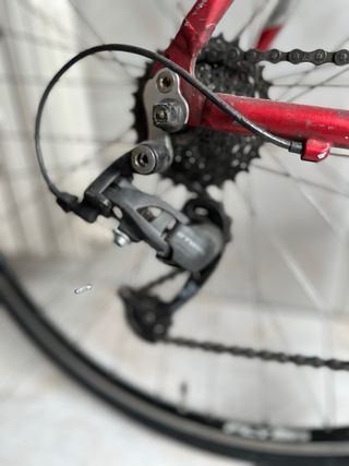 Bicicleta de carretera Btwin Roja