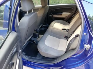 FIAT Linea 2011, con 83.000 km.