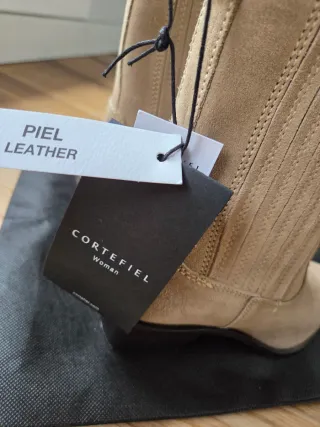 Botín piel elástico serraje Cortefiel beige