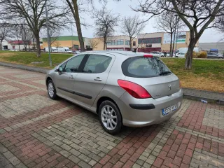 Peugeot 308 120cv gasolina ,etiqueta C