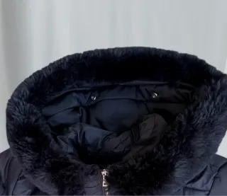 Plumas chaqueta larga negra mujer