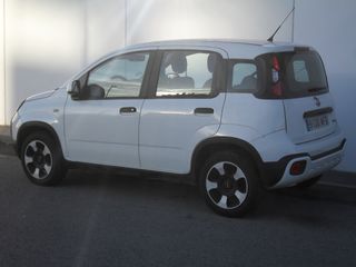 FIAT PANDA CROSS HYBRID ECO 225€/MES