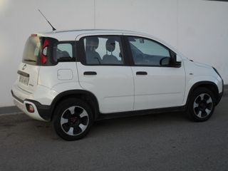 FIAT PANDA CROSS HYBRID ECO 225€/MES