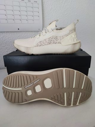 Under Armour HOVR Phantom 3 SE LTD Mujer 40