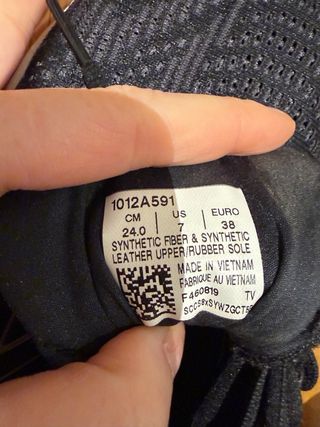 Zapatillas Asics Training Negras y Rosa