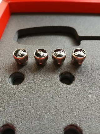 Set 4 Coprivalvole Audi Originali