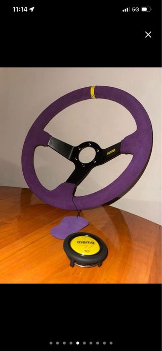 Volante Momo Desplazado