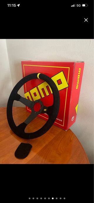 Volante Momo Desplazado