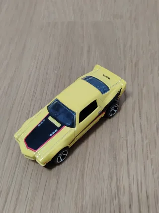 Hot Wheels '70 Camaro Gialla