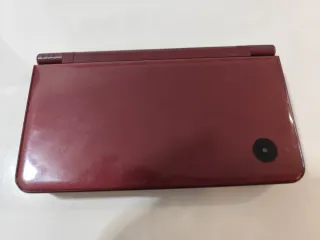Nintendo DSi XL Rosso con Accessori